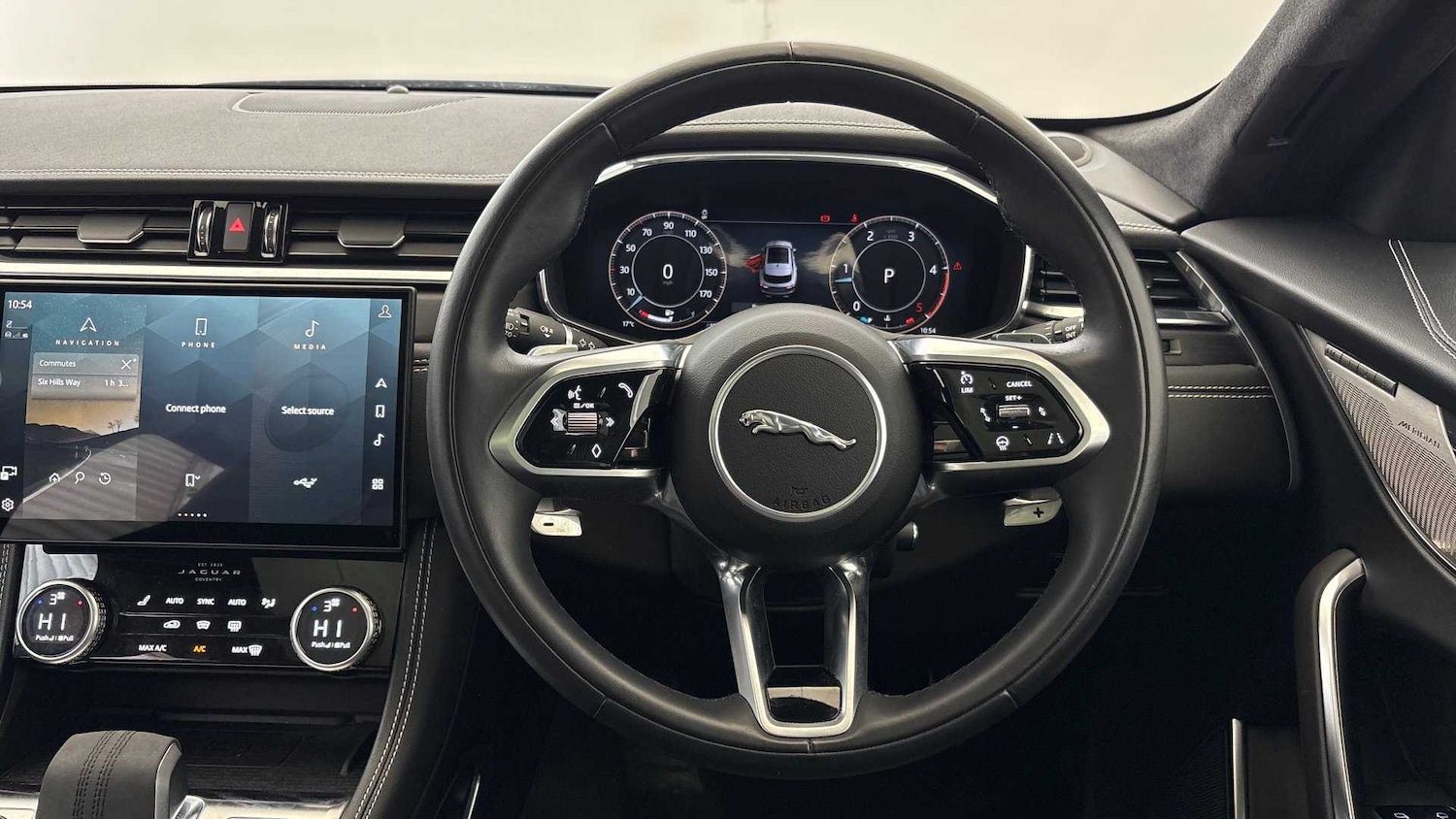 Used Jaguar F-Pace 2023 for sale - 76460176: Photo 15