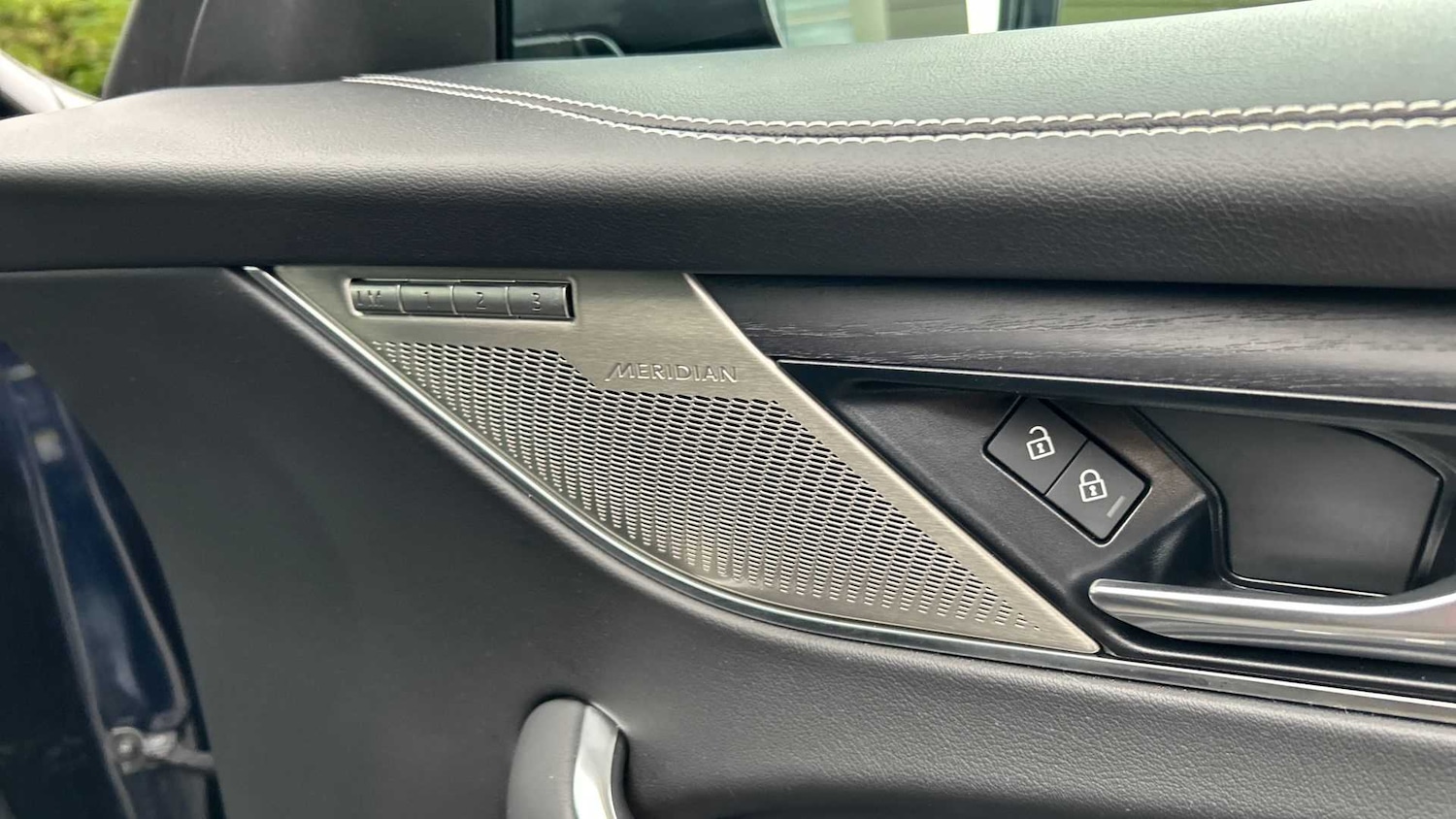 Used Jaguar F-Pace 2023 for sale - 76460176: Photo 29