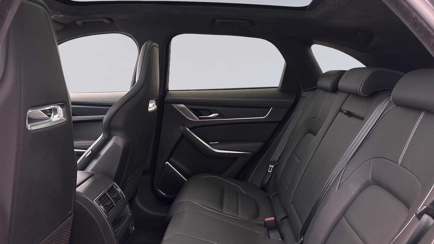 Used Jaguar F-Pace 2023 for sale - 76460176: Photo 4