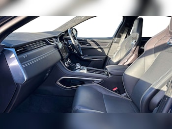 Used Jaguar F-Pace 2023 for sale - 77348074: Photo