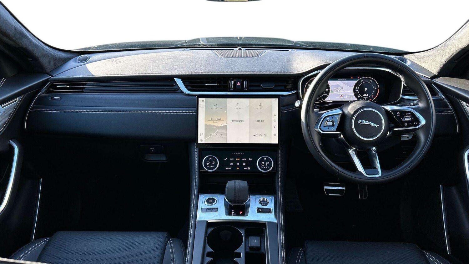 Used Jaguar F-Pace 2023 for sale - 77348074: Photo 9