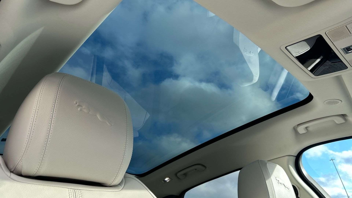 Used Jaguar F-Pace 2022 for sale - 77282052: Photo 22