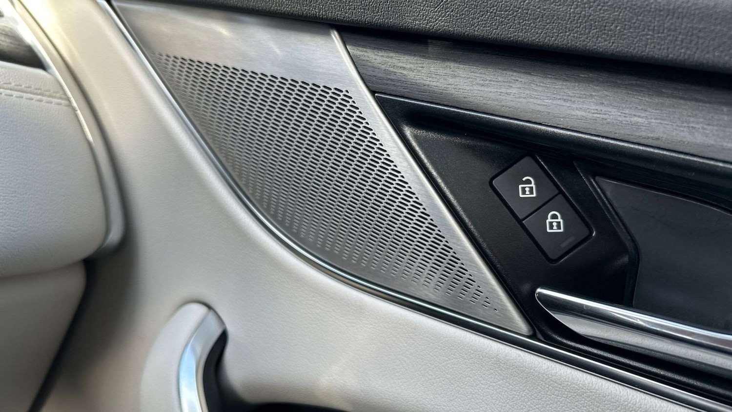 Used Jaguar F-Pace 2022 for sale - 77282052: Photo 33