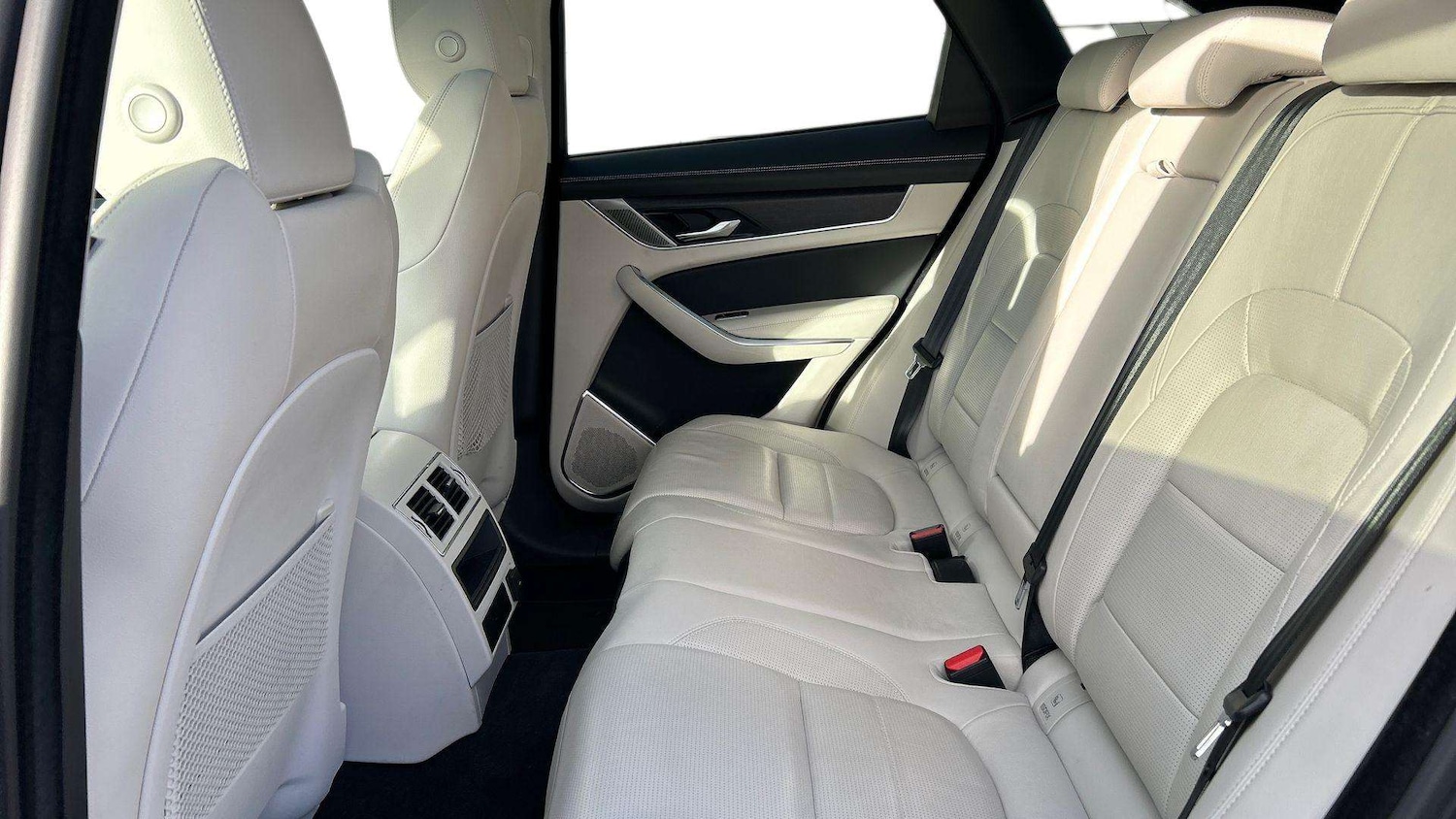 Used Jaguar F-Pace 2022 for sale - 77282052: Photo 4