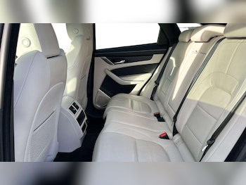 Used Jaguar F-Pace 2022 for sale - 77282052: Photo