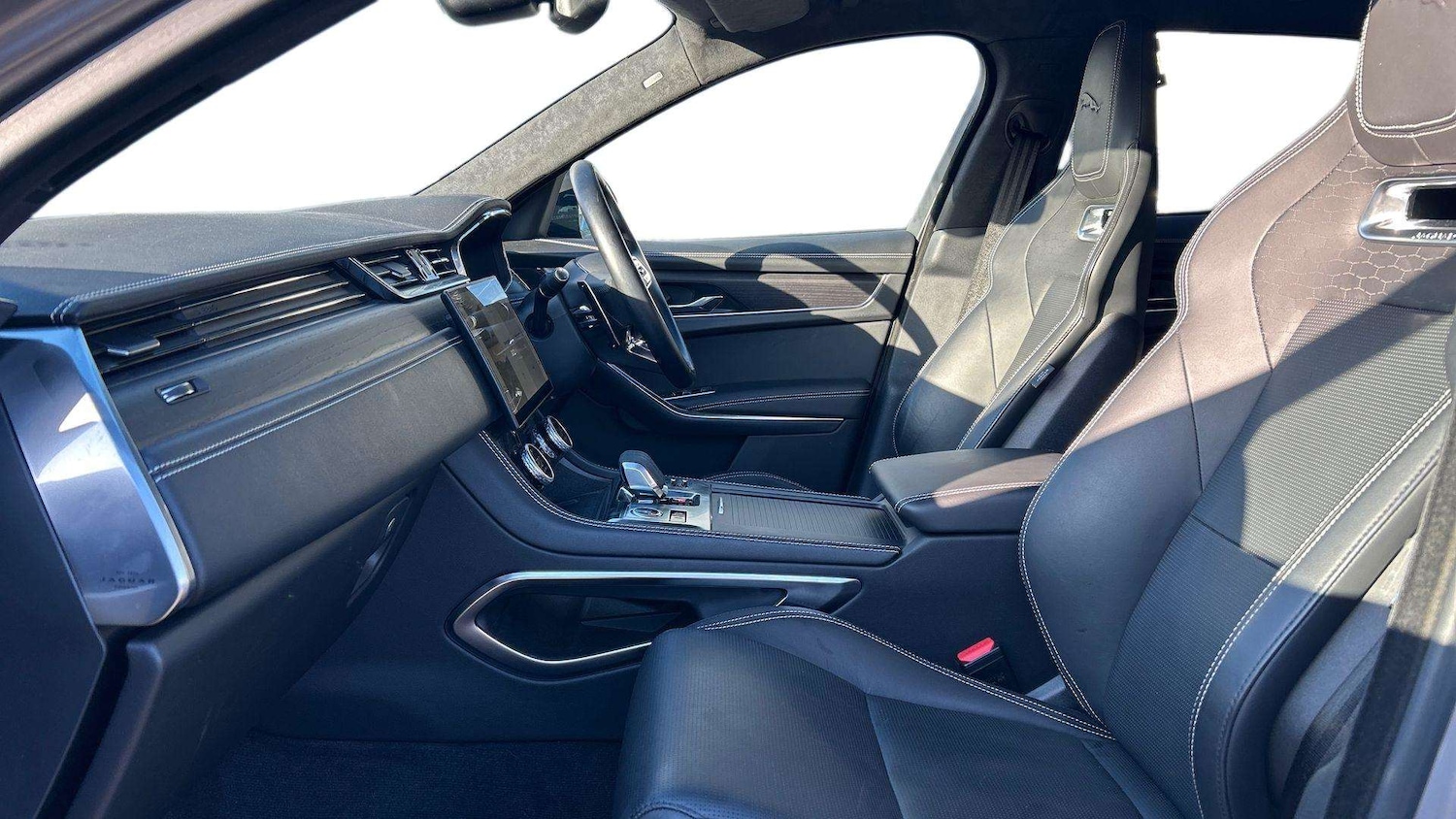 Used Jaguar F-Pace 2024 for sale - 77373927: Photo 3