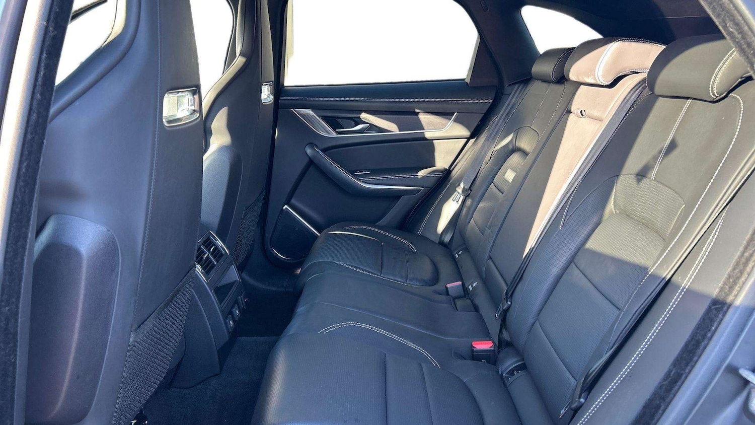 Used Jaguar F-Pace 2024 for sale - 77373927: Photo 4