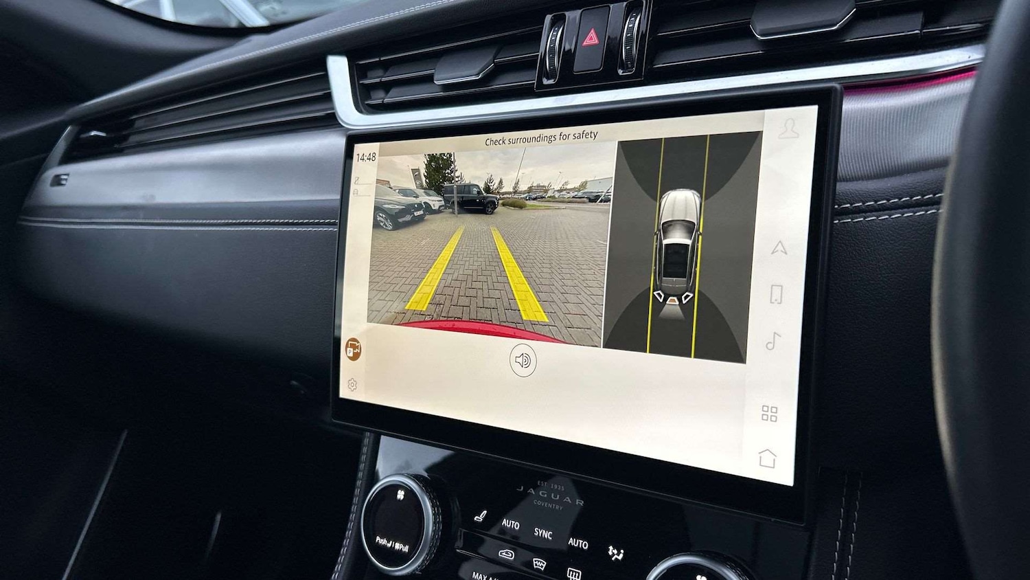 Used Jaguar F-Pace 2023 for sale - 76488105: Photo 12