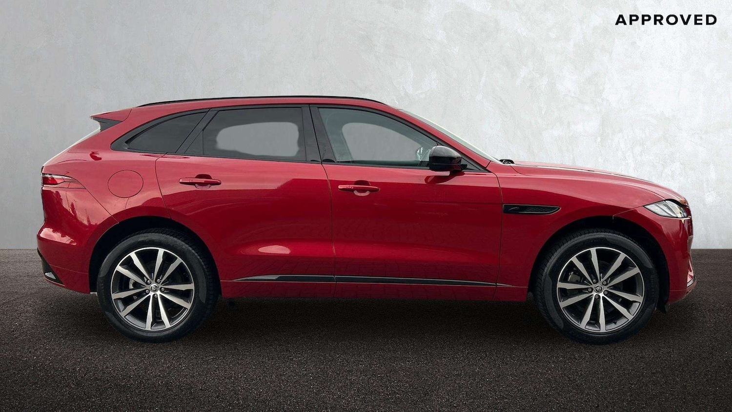 Used Jaguar F-Pace 2023 for sale - 76488105: Photo 5
