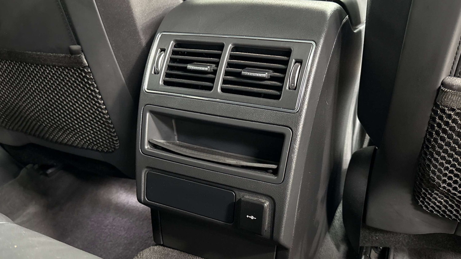 Used Jaguar F-Pace 2023 for sale - 76460599: Photo 18