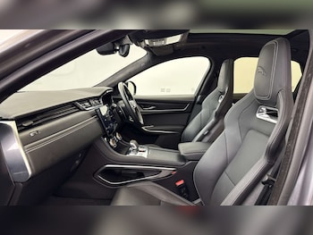 Used Jaguar F-Pace 2023 for sale - 76460599: Photo