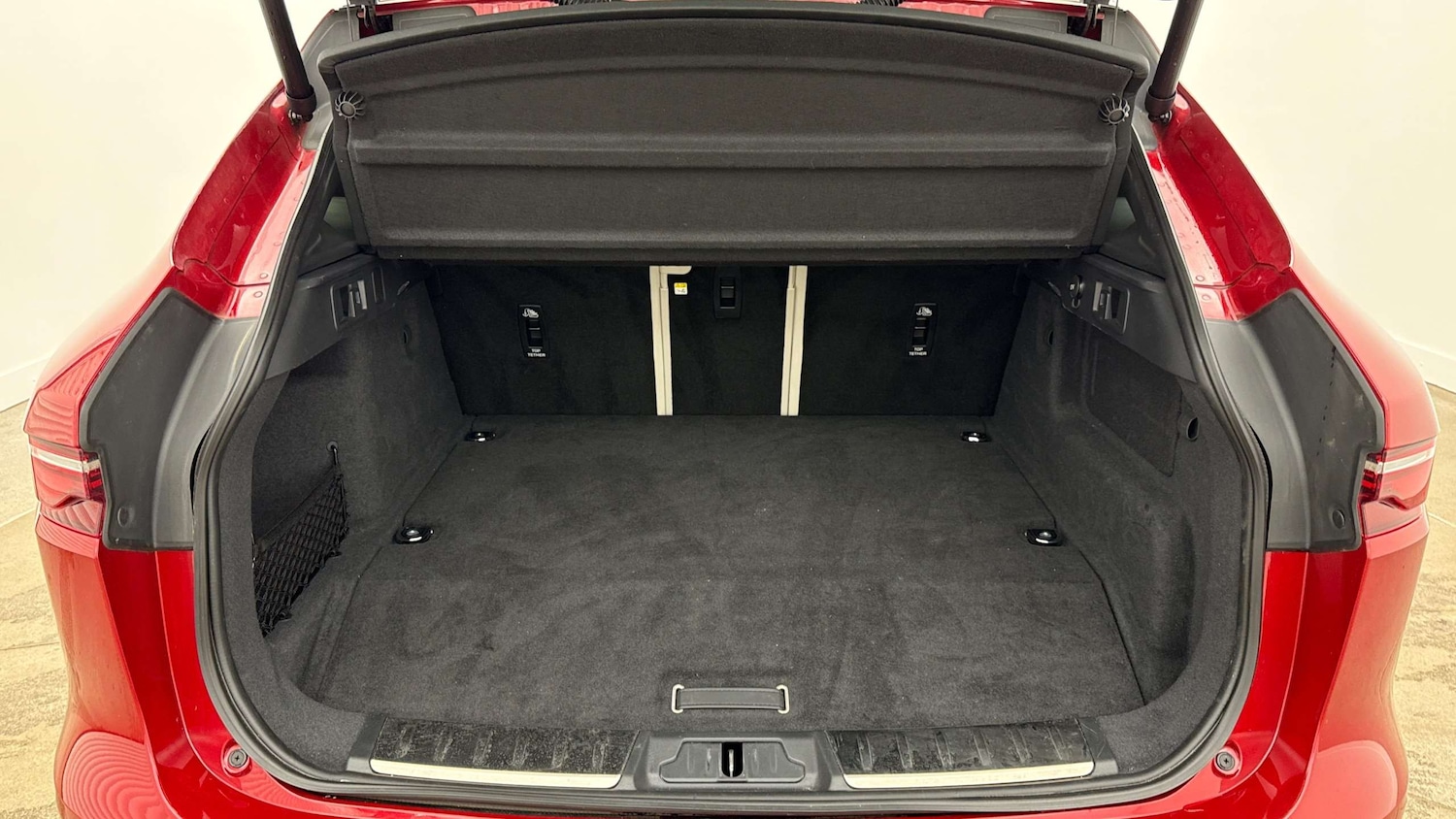 Used Jaguar F-Pace 2024 for sale - 77308336: Photo 10