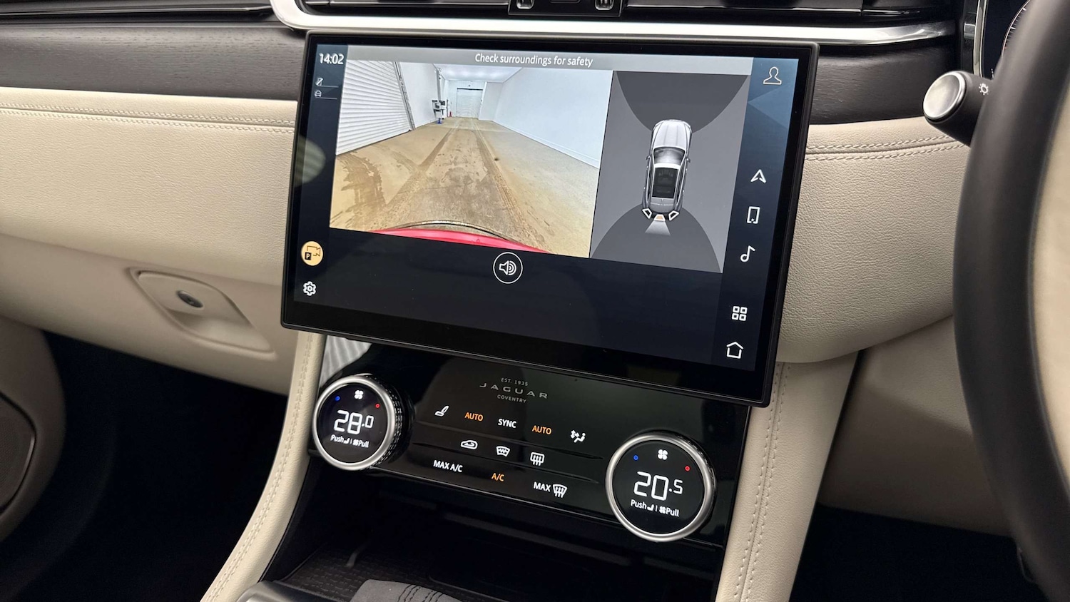 Used Jaguar F-Pace 2024 for sale - 77308336: Photo 12