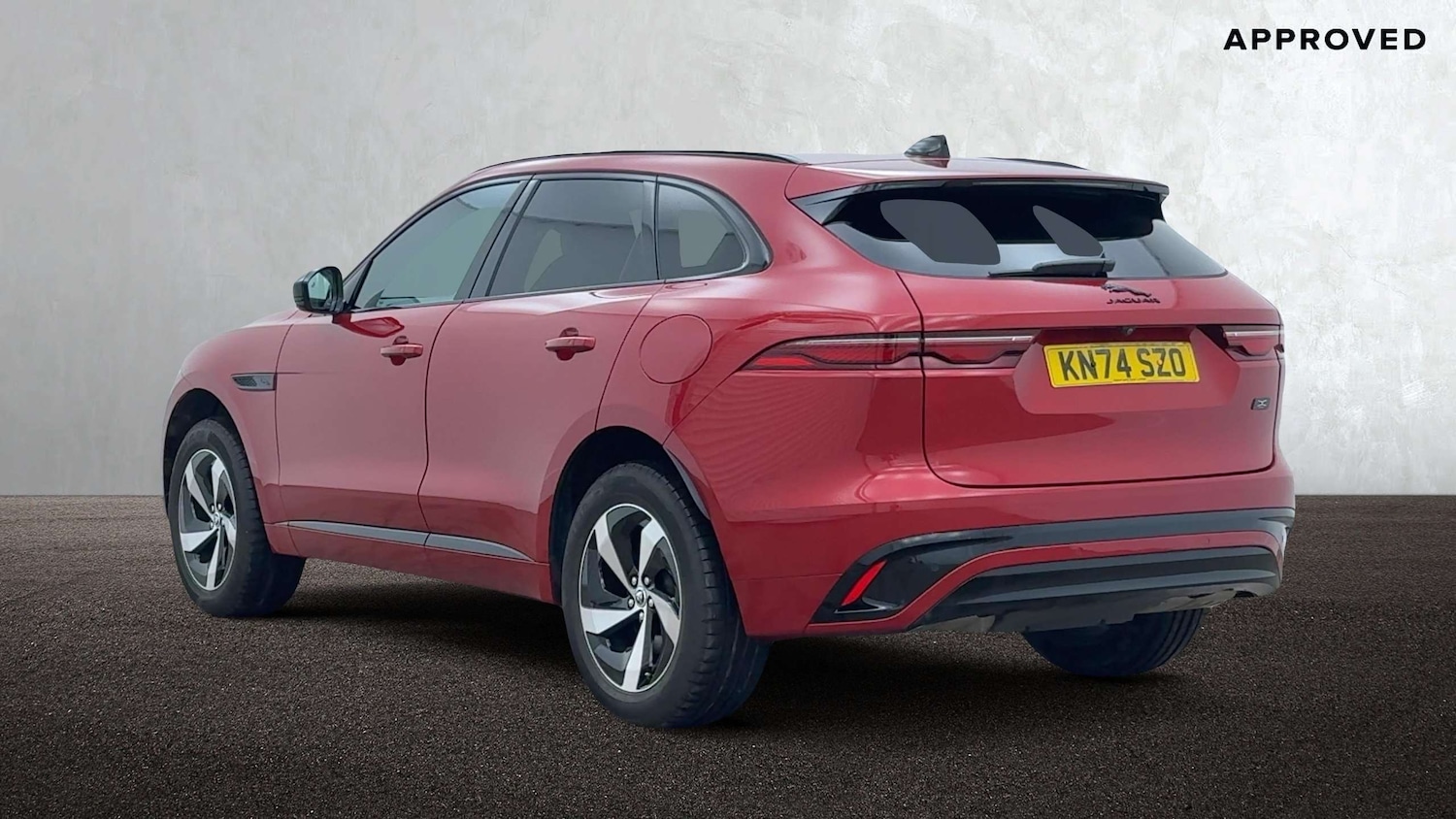 Used Jaguar F-Pace 2024 for sale - 77308336: Photo 2