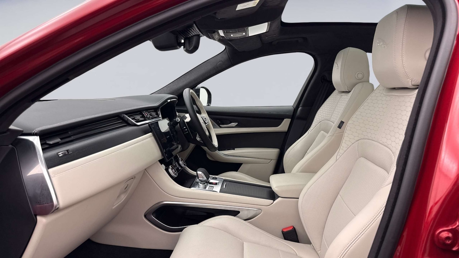 Used Jaguar F-Pace 2024 for sale - 77308336: Photo 3