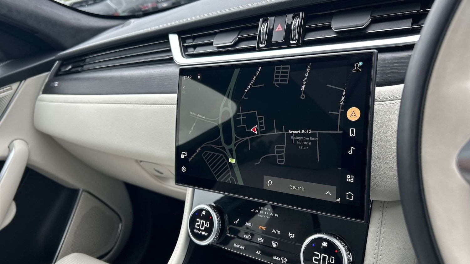 Used Jaguar F-Pace 2024 for sale - 76459854: Photo 11