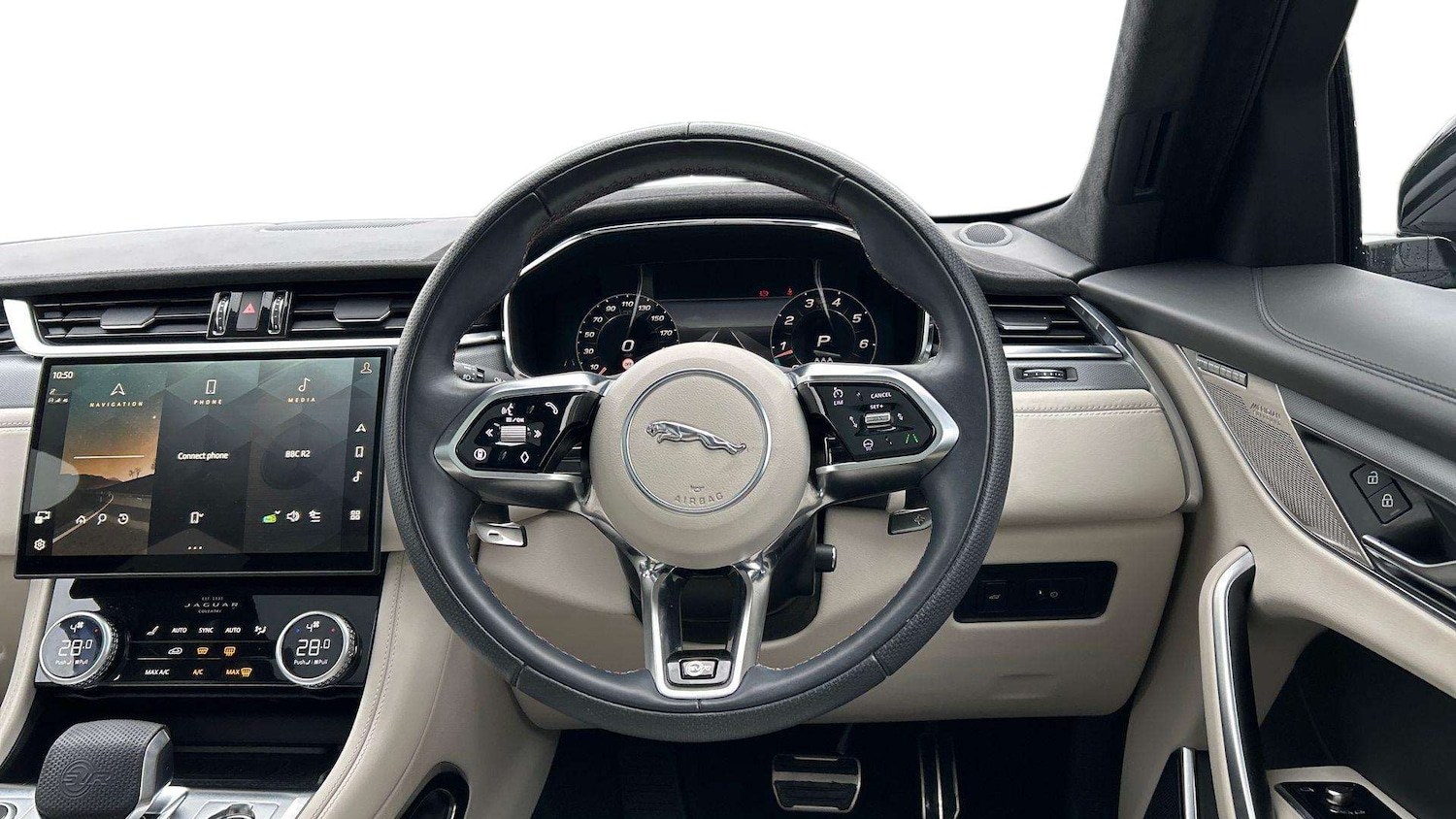 Used Jaguar F-Pace 2024 for sale - 76978892: Photo 15