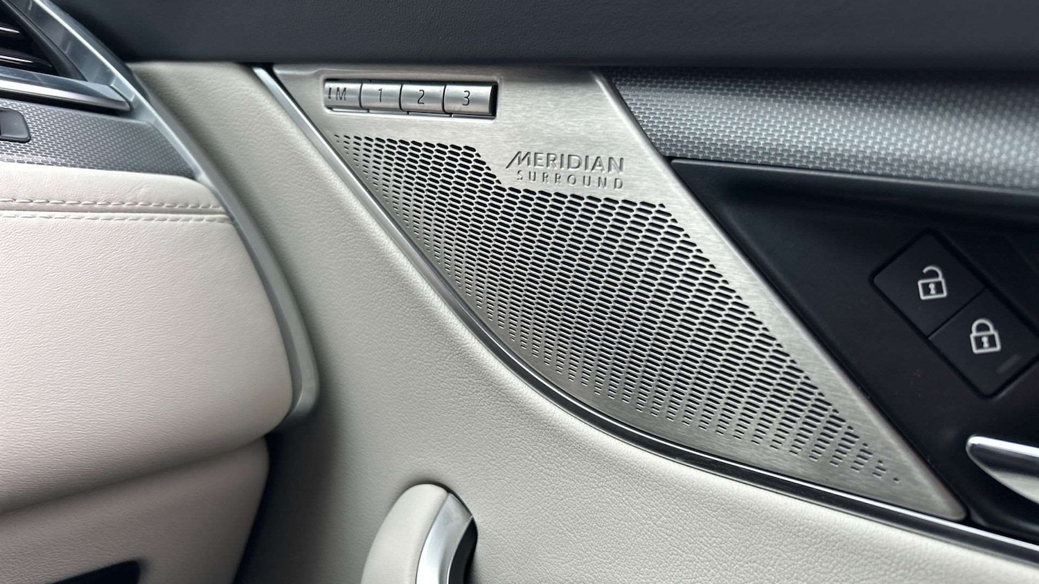 Used Jaguar F-Pace 2024 for sale - 76978892: Photo 32