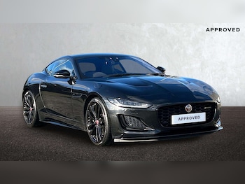 2022 - 2.0 P300 R-Dynamic Black 2dr Auto