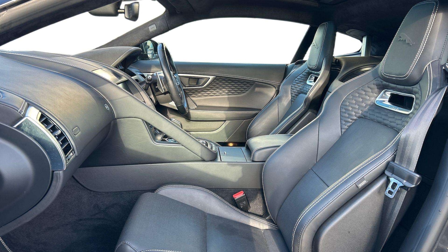 Used Jaguar F-Type 2022 for sale - 77093354: Photo 3