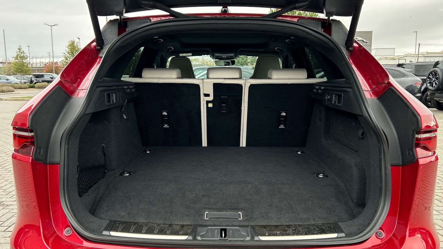 Used Jaguar F-Pace 2024 for sale - 76460448: Photo 10