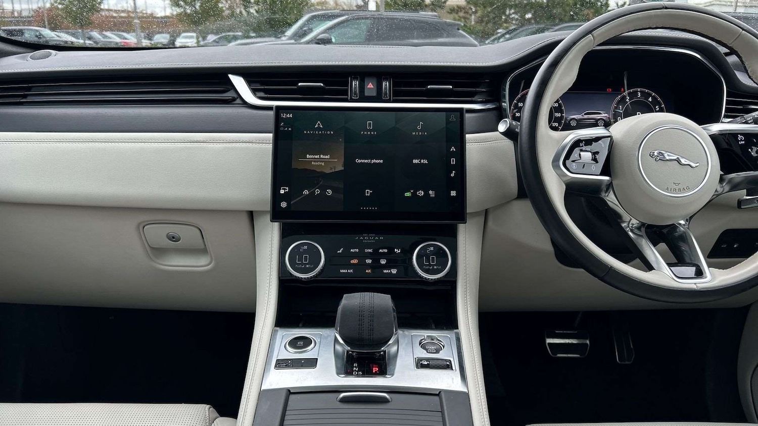 Used Jaguar F-Pace 2024 for sale - 76460448: Photo 14