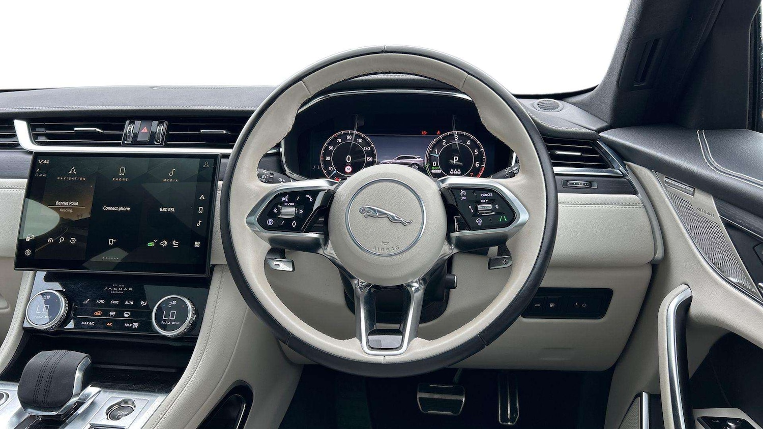 Used Jaguar F-Pace 2024 for sale - 76460448: Photo 15