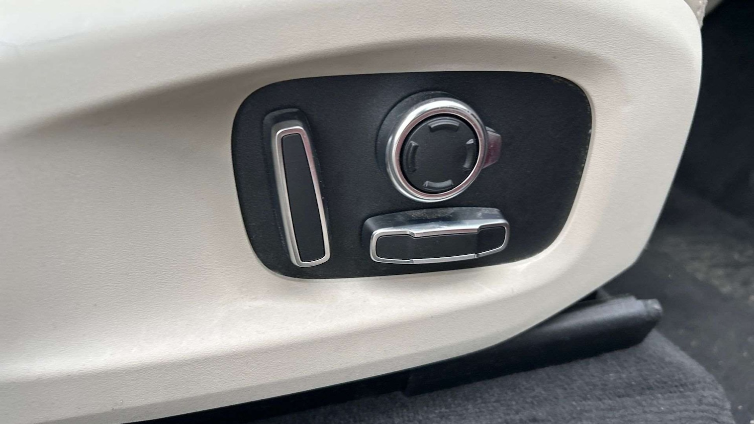 Used Jaguar F-Pace 2024 for sale - 76460448: Photo 23