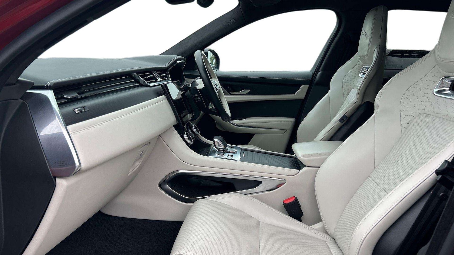 Used Jaguar F-Pace 2024 for sale - 76460448: Photo 3