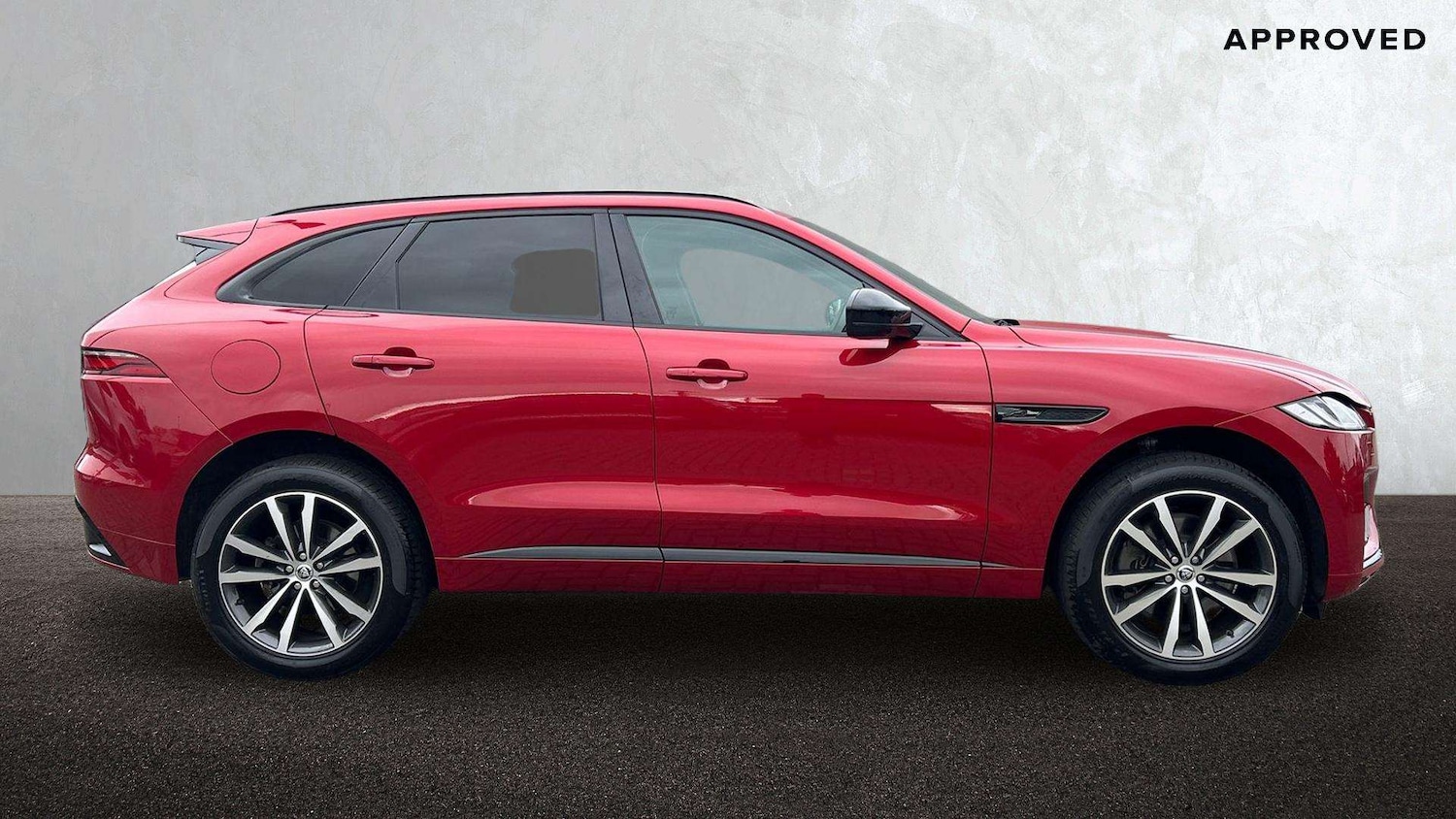 Used Jaguar F-Pace 2024 for sale - 76460448: Photo 5