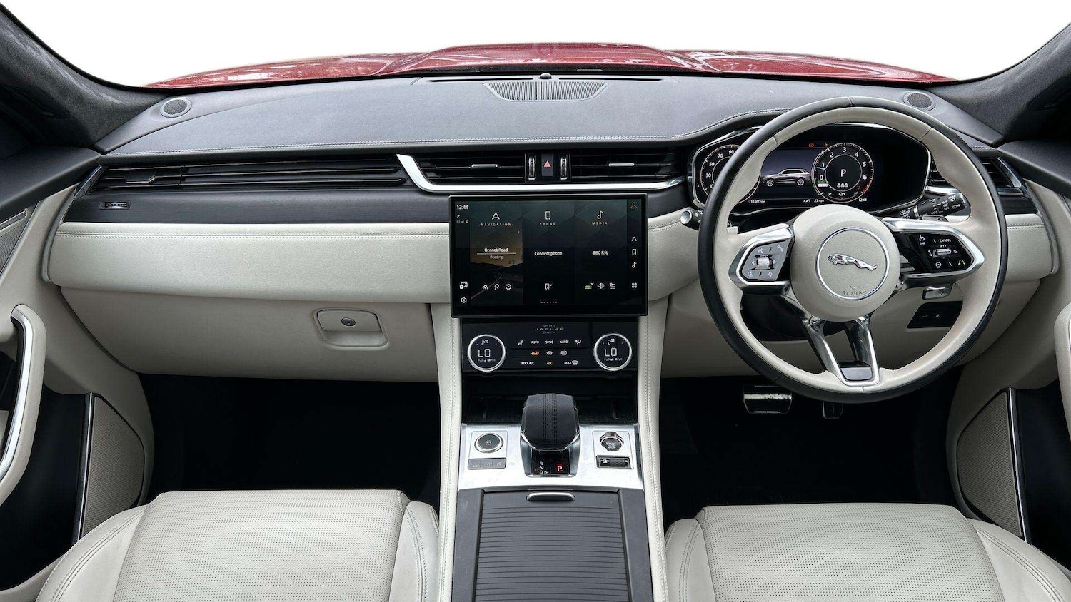 Used Jaguar F-Pace 2024 for sale - 76460448: Photo 9