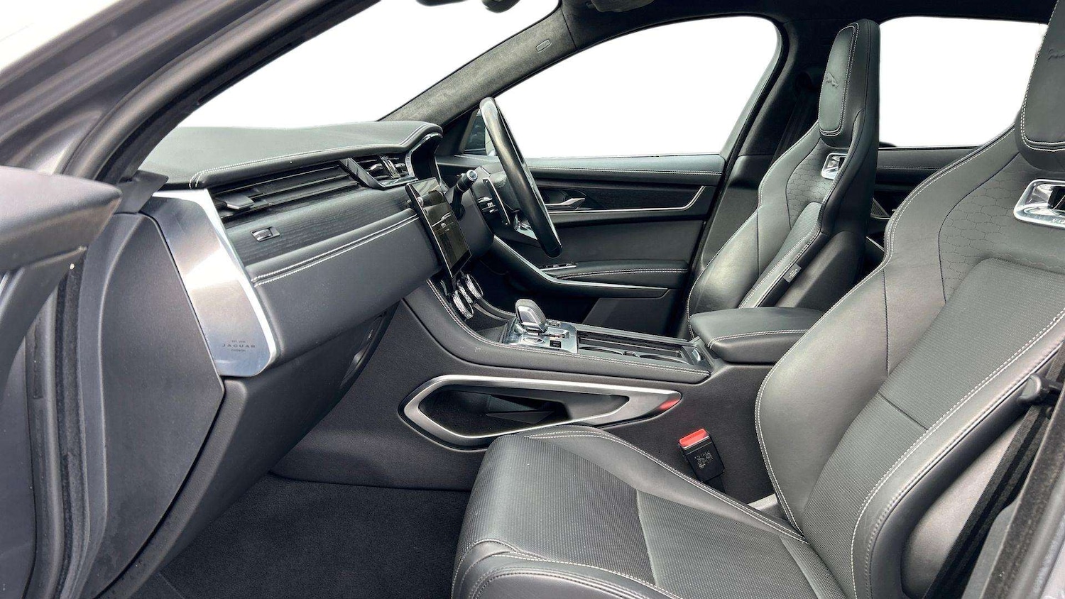 Used Jaguar F-Pace 2021 for sale - 76460654: Photo 3