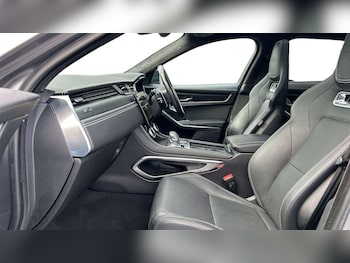 Used Jaguar F-Pace 2021 for sale - 76460654: Photo