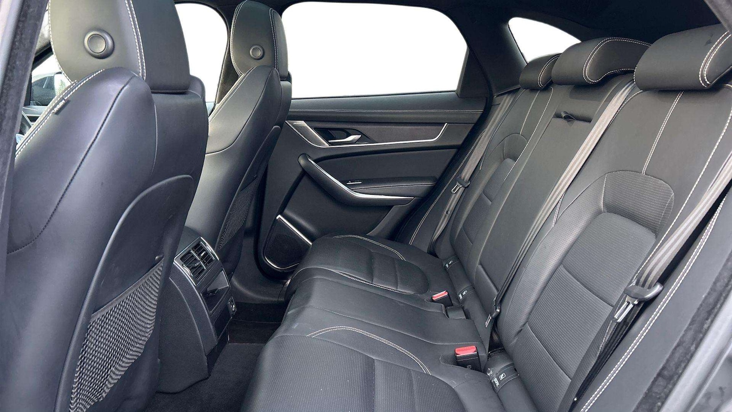 Used Jaguar F-Pace 2021 for sale - 76564543: Photo 4