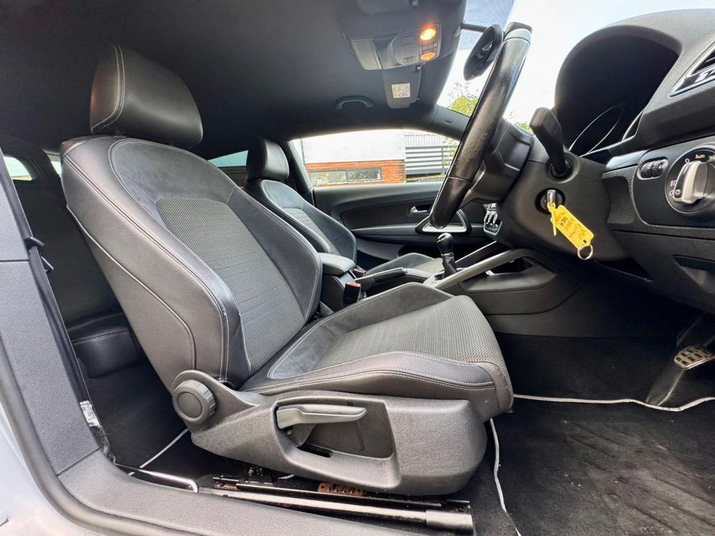 Used Volkswagen Scirocco 2015 for sale - 76356184: Photo 63