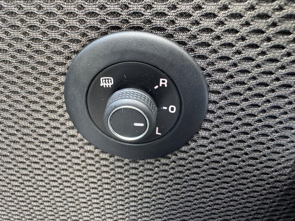 Used Volkswagen Scirocco 2015 for sale - 76356184: Photo 85