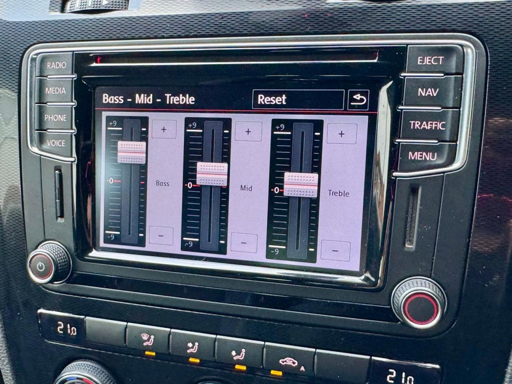 Used Volkswagen Scirocco 2015 for sale - 76356184: Photo 97