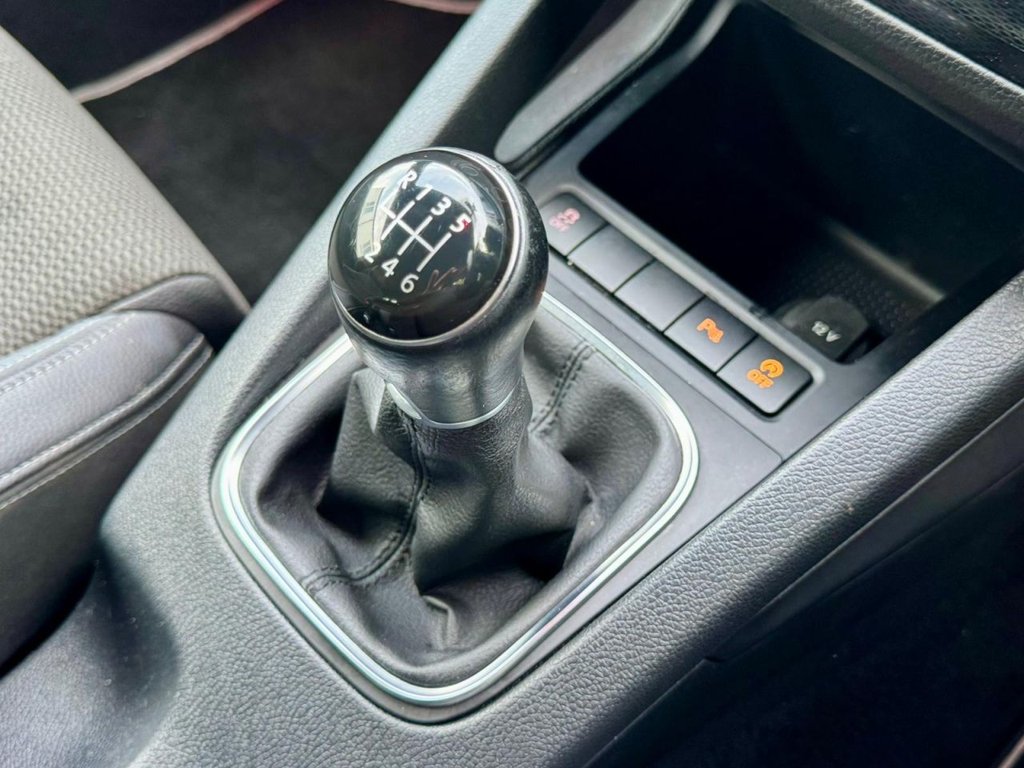 Used Volkswagen Scirocco 2015 for sale - 76356184: Photo 99