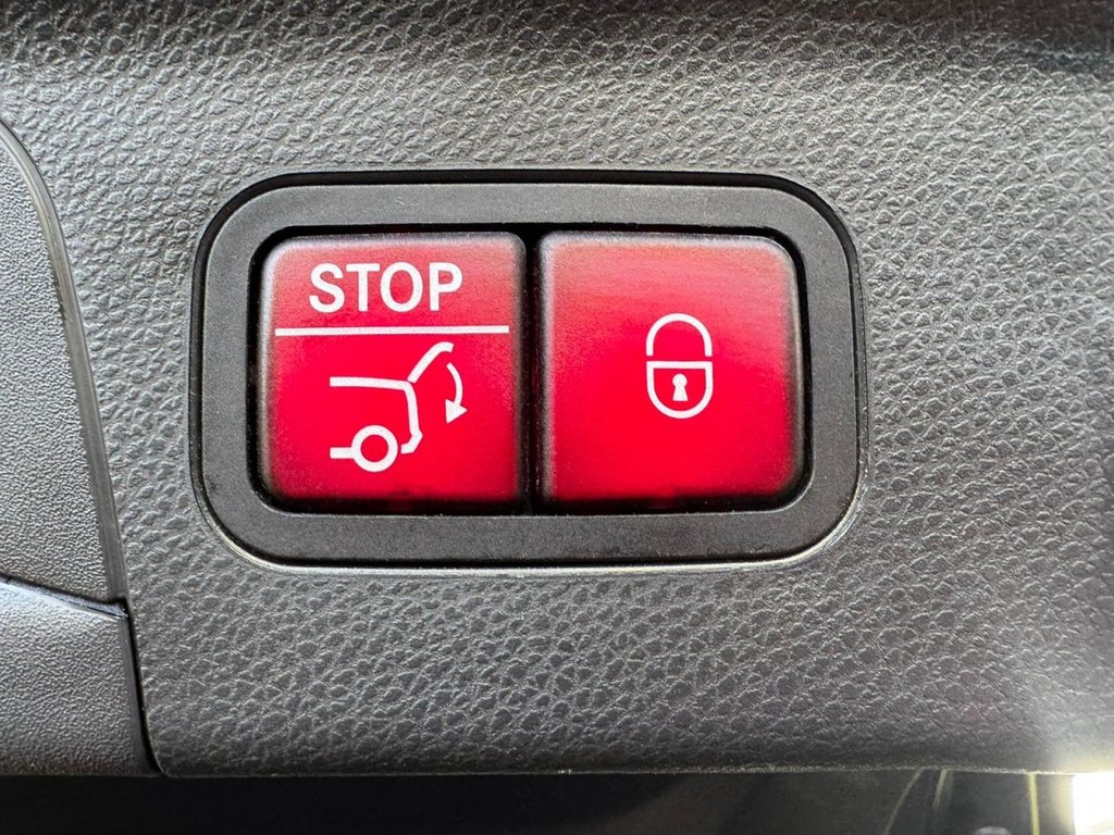 Used Mercedes-Benz GLC 2017 for sale - 76660625: Photo 41