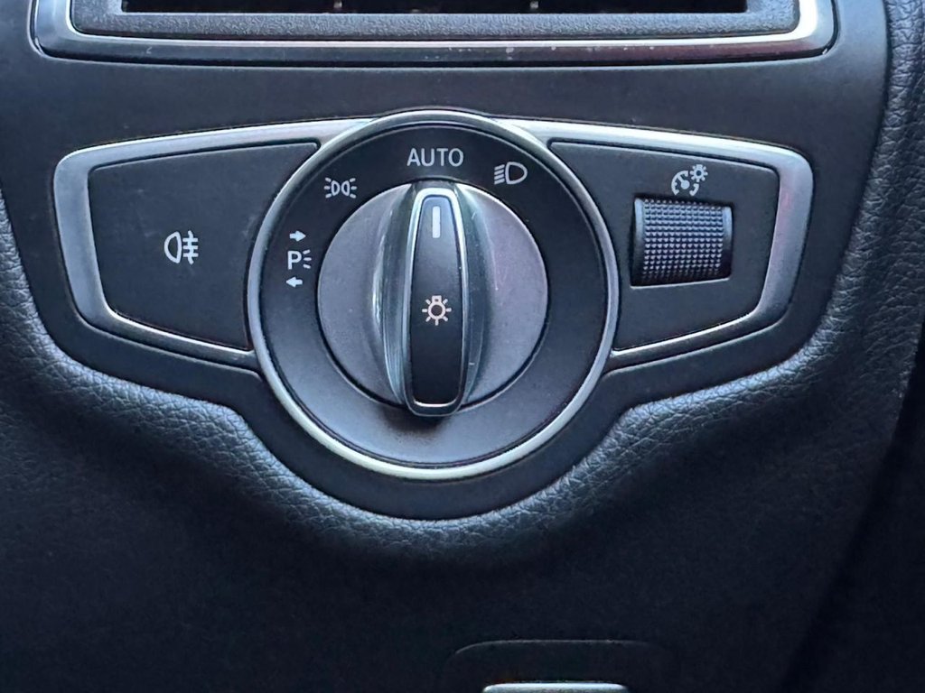 Used Mercedes-Benz GLC 2017 for sale - 76660625: Photo 79