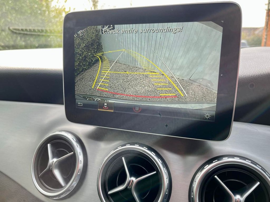 Used Mercedes-Benz GLA 2016 for sale - 77904604: Photo 87