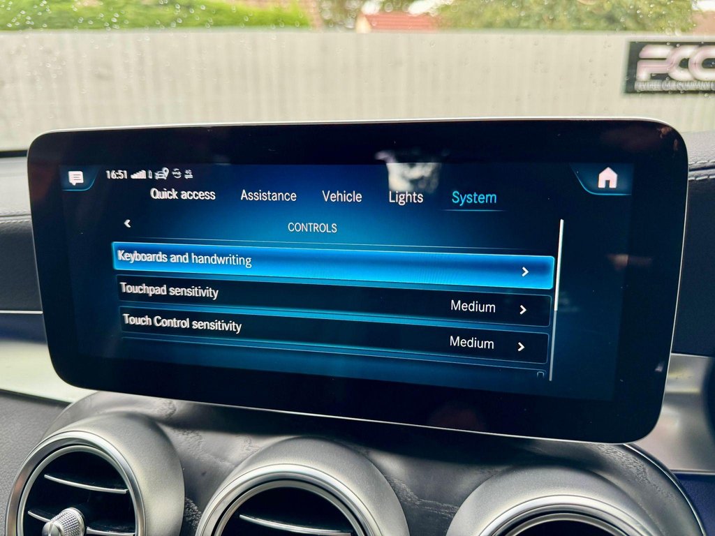 Used Mercedes-Benz GLC 2020 for sale - 75581381: Photo 89