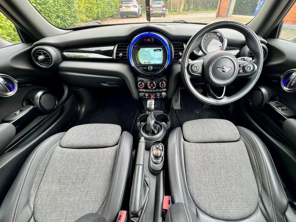 Used MINI Hatch 2018 for sale - 77680316: Photo 3