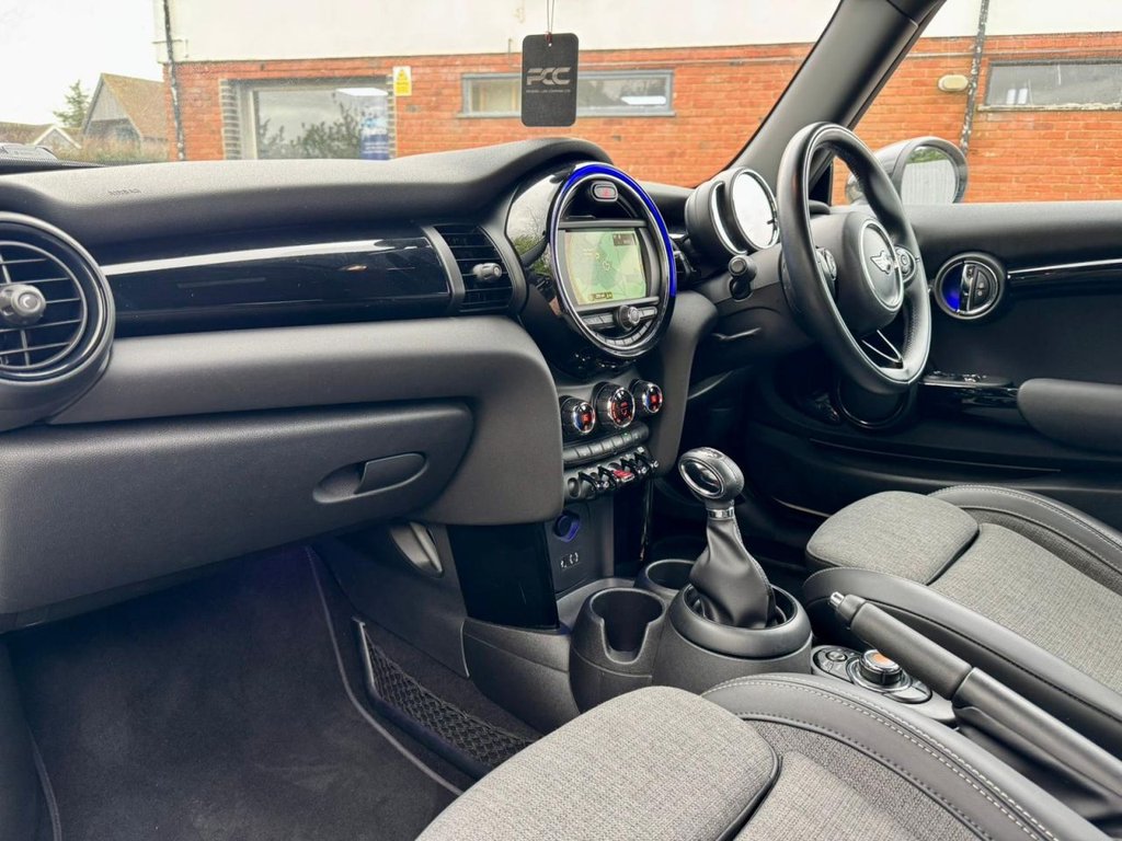 Used MINI Hatch 2018 for sale - 77680316: Photo 56