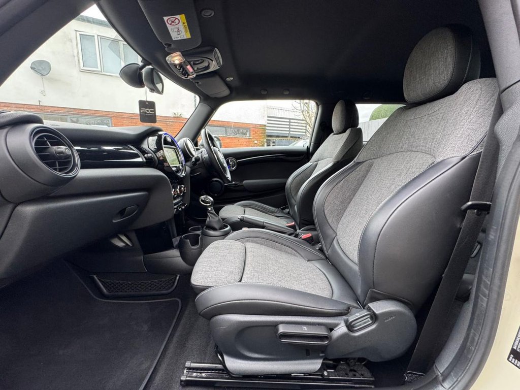 Used MINI Hatch 2018 for sale - 77680316: Photo 57