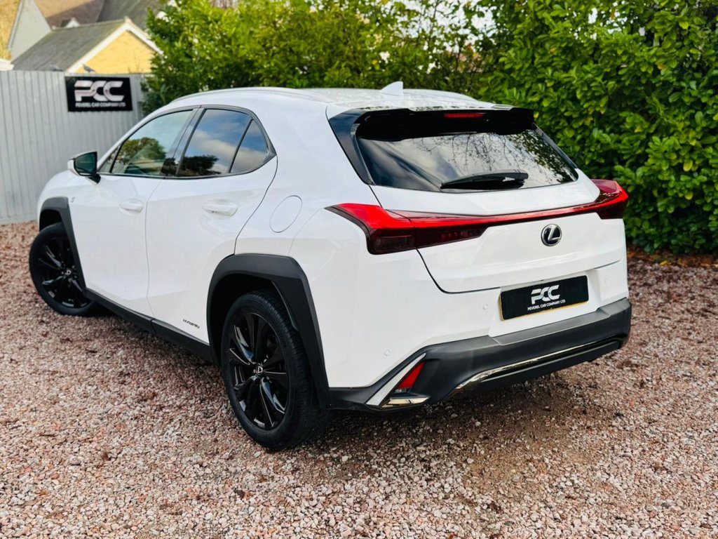 Used Lexus UX 2019 for sale - 76950608: Photo 2