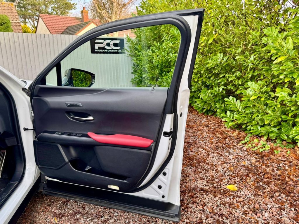 Used Lexus UX 2019 for sale - 76950608: Photo 29