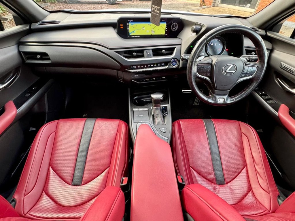 Used Lexus UX 2019 for sale - 76950608: Photo 3