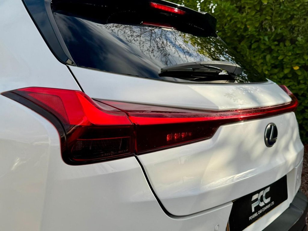 Used Lexus UX 2019 for sale - 76950608: Photo 32