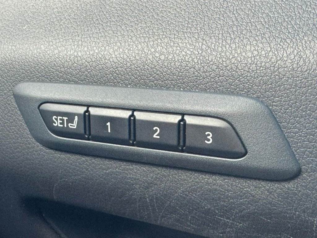 Used Lexus UX 2019 for sale - 76950608: Photo 52